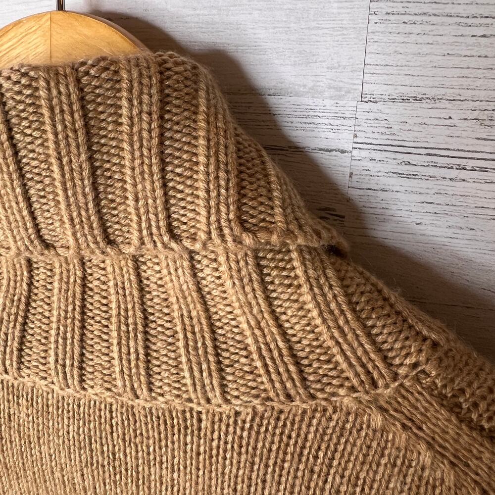 J Crew Sweater Womens Size Medium Camel Italian-Spun 100% Cashmere Turtleneck - Picture 14 of 16